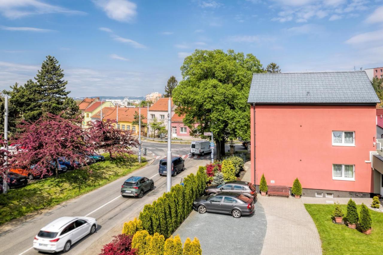Ubytování u kostela Brno Exterior foto